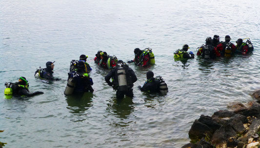 Personensuche „Schwarze Brücke“ TEC-Taucher