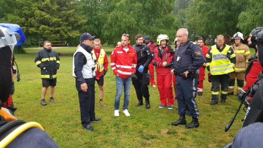 Taucheinsatz: vermisste Schwimmerin in Weißenbach / A.